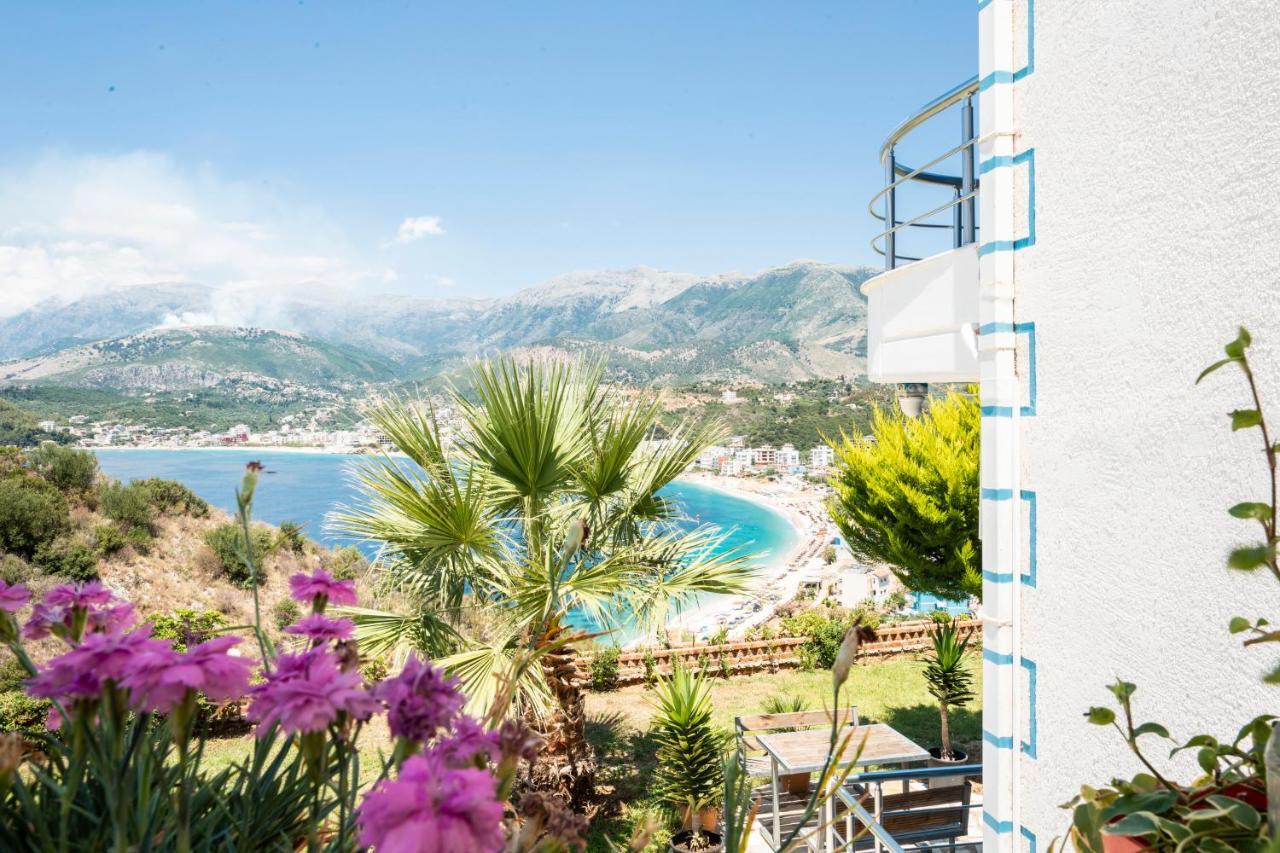 Hotel Mesun Himare Exteriör bild